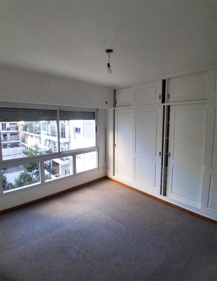 EXCELENTE Semipiso 2 amb con balcon aterrazado y toilette. Super luminoso! 59 m2 V. OLAGUER al 2700