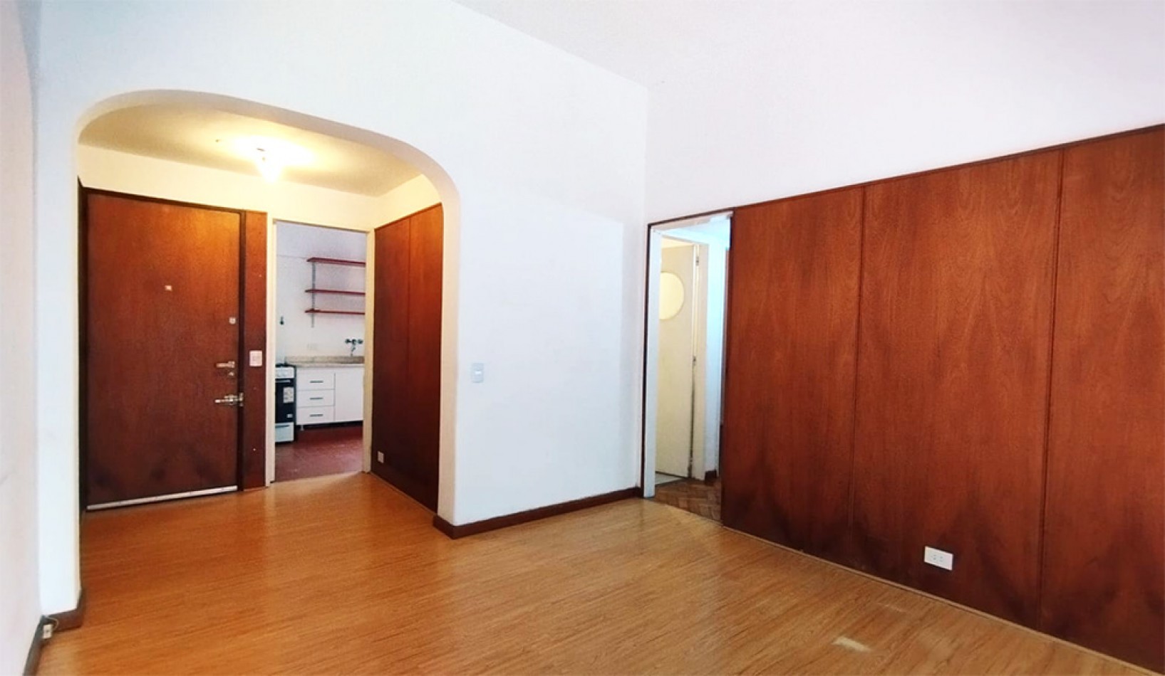 Nuevo Precio! Excelente 3 ambientes con dependencia al contrafrente con vista a pulmon / Zona UADE